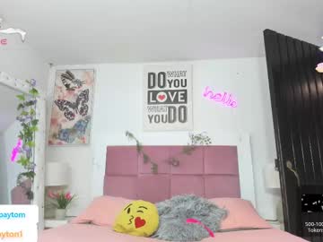 Alexa_Paytom1 Chaturbate stream image from December 17, 2024