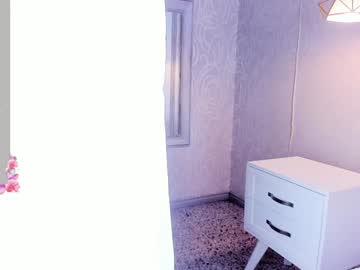 Alexajhonson_ Chaturbate stream image from December 17, 2024