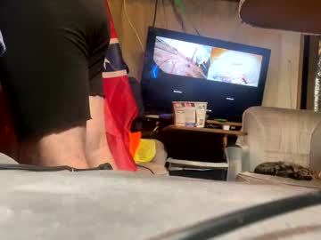 Chong692 Chaturbate stream image from December 17, 2024