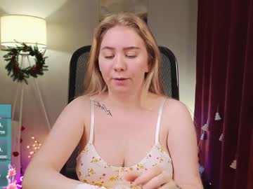 D0nna_ Chaturbate stream image from December 17, 2024