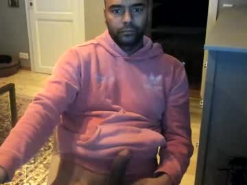Dan_The_Man42 Chaturbate stream image from December 17, 2024