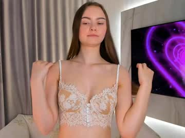 Gemmacockayne Chaturbate stream image from December 17, 2024