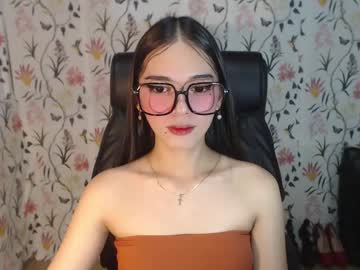 Imyourlegalbaby Chaturbate stream image from December 17, 2024