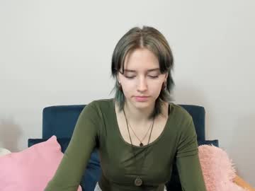 Juicynatalie Chaturbate stream image from December 17, 2024