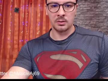 Muscleaj69 Chaturbate stream image from December 17, 2024