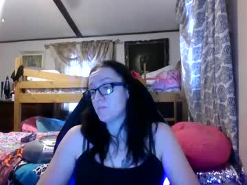 Truckerswifetobe Chaturbate stream image from December 17, 2024