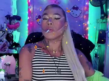 Tsviolett Chaturbate stream image from December 17, 2024