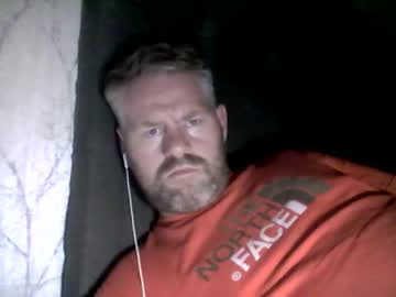 81jonnyx Chaturbate stream image from December 17, 2024