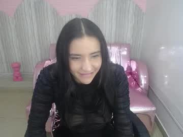 Camil_Petit_T Chaturbate stream image from December 17, 2024