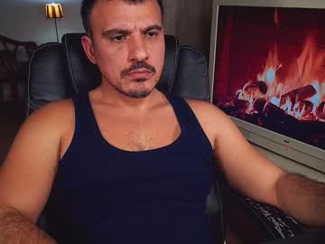 Officeman7 Chaturbate stream image from December 17, 2024