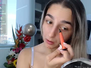 Paulirose Chaturbate stream image from December 17, 2024