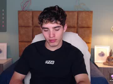 Alejootwink_ Chaturbate stream image from December 17, 2024