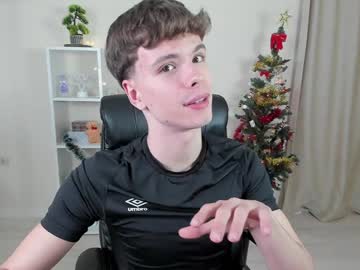 Calvin_Loves_You Chaturbate stream image from December 17, 2024