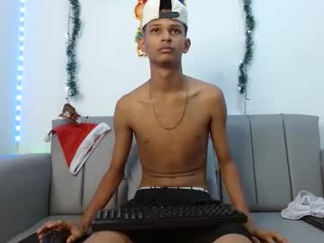 Daniels_Thomson Chaturbate stream image from December 17, 2024