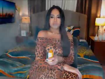 Elliecummers Chaturbate stream image from December 17, 2024
