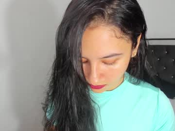 Emily_Hot_Latin Chaturbate stream image from December 17, 2024