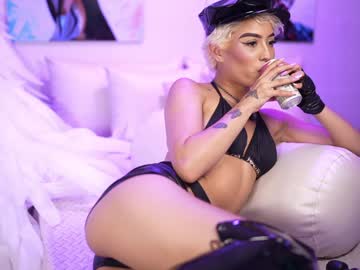 Isis_Ali Chaturbate stream image from December 17, 2024