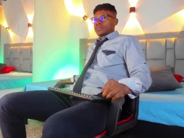 Jeffrey_Cottom Chaturbate stream image from December 17, 2024