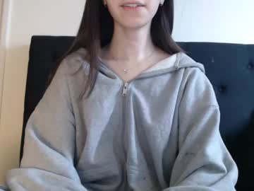 Novafrey Chaturbate stream image from December 17, 2024