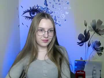 Raspberry0101 Chaturbate stream image from December 17, 2024