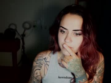 Xoxoprune Chaturbate stream image from December 17, 2024