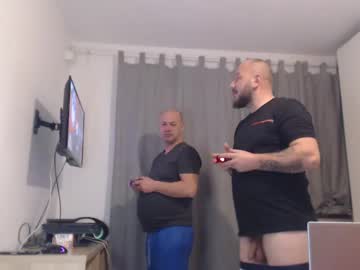 Adryanyou Chaturbate stream image from December 17, 2024