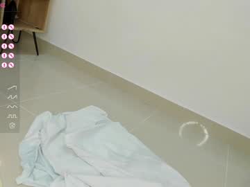 Allisonroberts_ Chaturbate stream image from December 17, 2024