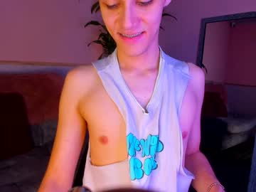 Angelo_Foxxx Chaturbate stream image from December 17, 2024