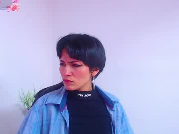 Hanna_Chloe Chaturbate stream image from December 17, 2024
