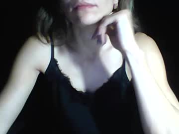 Honey0bunny35 Chaturbate stream image from December 17, 2024
