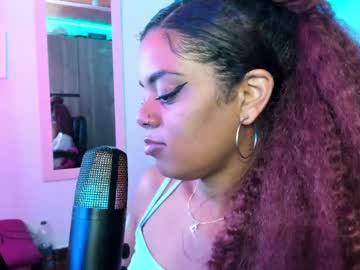 Ladydanniela Chaturbate stream image from December 17, 2024