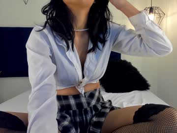 Mariina_ Chaturbate stream image from December 17, 2024