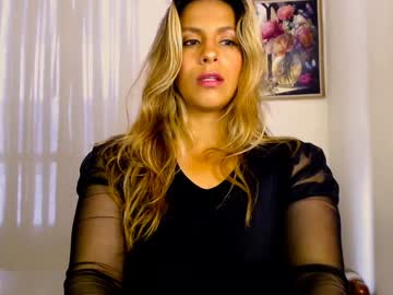 Nekanee_Hot Chaturbate stream image from December 17, 2024