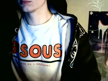 Prettybob10 Chaturbate stream image from December 17, 2024
