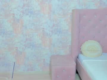 Rubby_Shine Chaturbate stream image from December 17, 2024