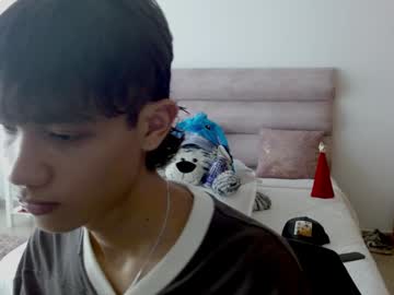 Santi_Hot__ Chaturbate stream image from December 17, 2024