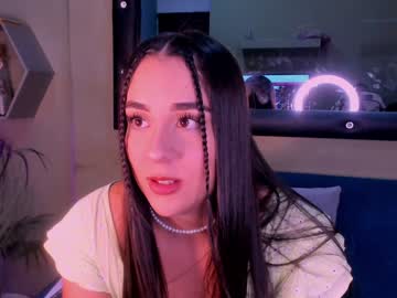 Sussy_Bell1 Chaturbate stream image from December 17, 2024