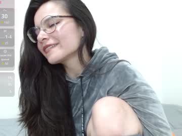 Tiny_Caroline Chaturbate stream image from December 17, 2024