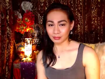 Urtimelessbeauty Chaturbate stream image from December 17, 2024