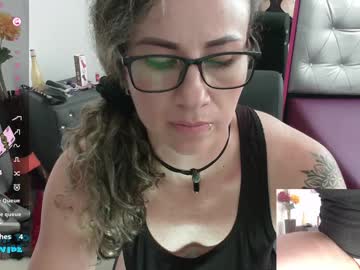 Vickysexyx Chaturbate stream image from December 17, 2024
