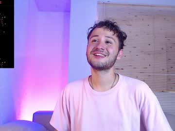 Yerito_ Chaturbate stream image from December 17, 2024