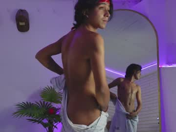 Alexiis_29 Chaturbate stream image from December 17, 2024