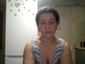 Alma_Amy Chaturbate stream image from December 17, 2024