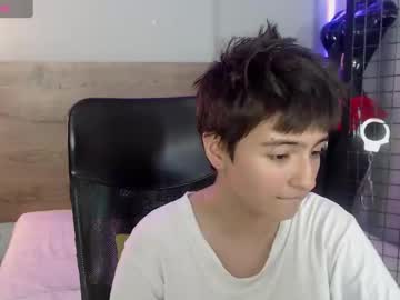 Bryce_Evans Chaturbate stream image from December 17, 2024