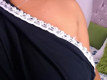 Darsha_Hara Chaturbate stream image from December 17, 2024