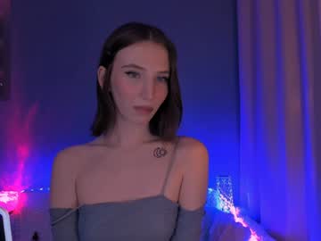 Ellaamber Chaturbate stream image from December 17, 2024