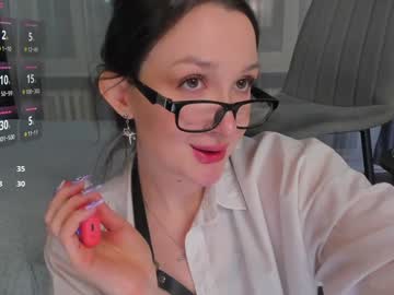 Grace_Snow Chaturbate stream image from December 17, 2024