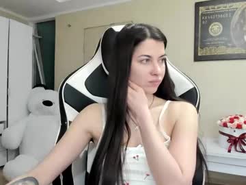 Hailey_Beauty Chaturbate stream image from December 17, 2024
