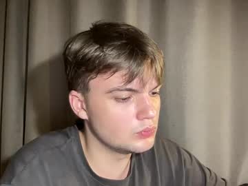 Handerbolt Chaturbate stream image from December 17, 2024