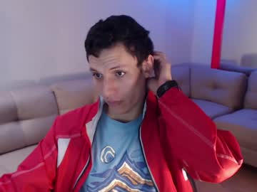 Hefesto_69 Chaturbate stream image from December 17, 2024